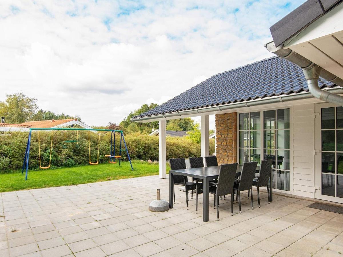 6 Person Holiday Home In Ansager Exterior photo